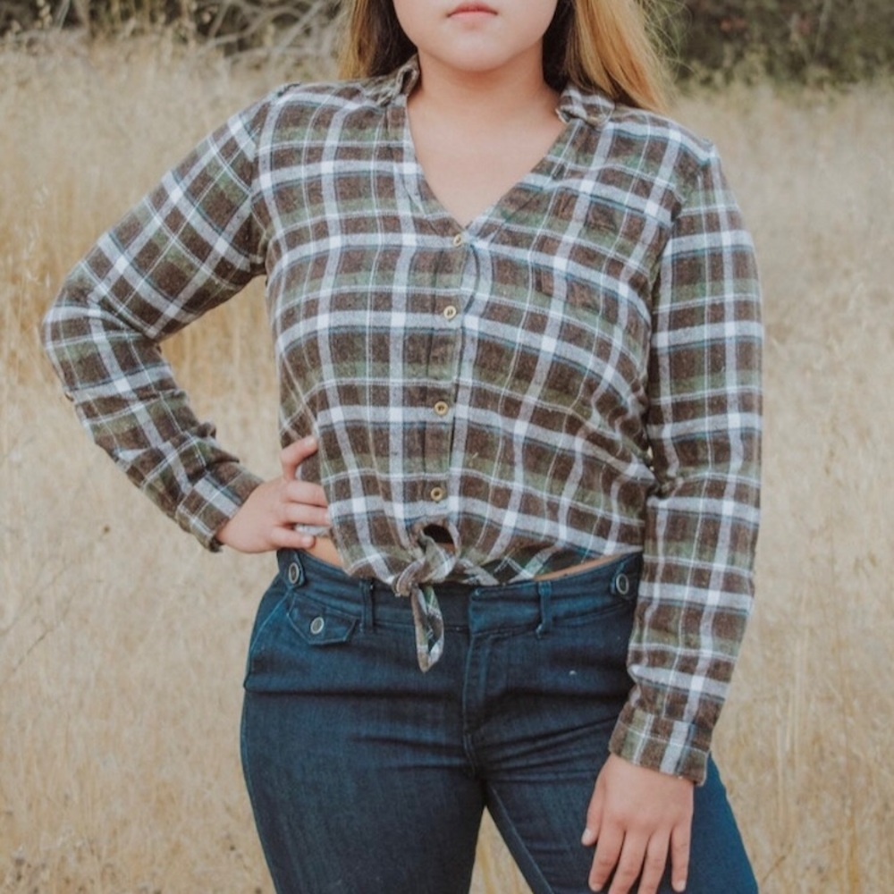 Angie Black Acid Wash flannel top